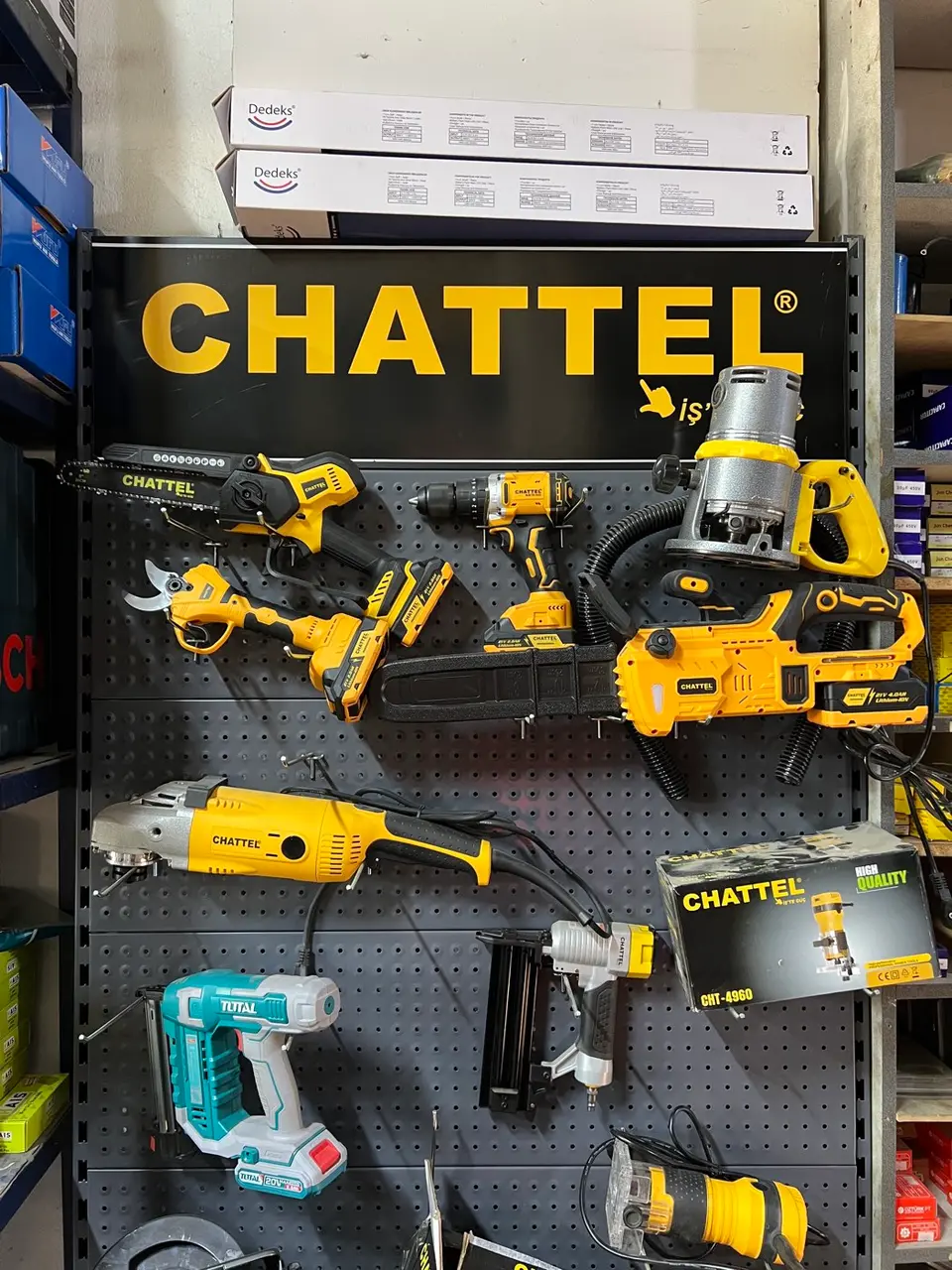 Chattel el aletleri standı